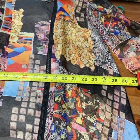 Feratelli Sheer Top, Short Sleeve, Front Zipper, Asymmetrical Hem, Crazy Quilt - Picture 9 of 9